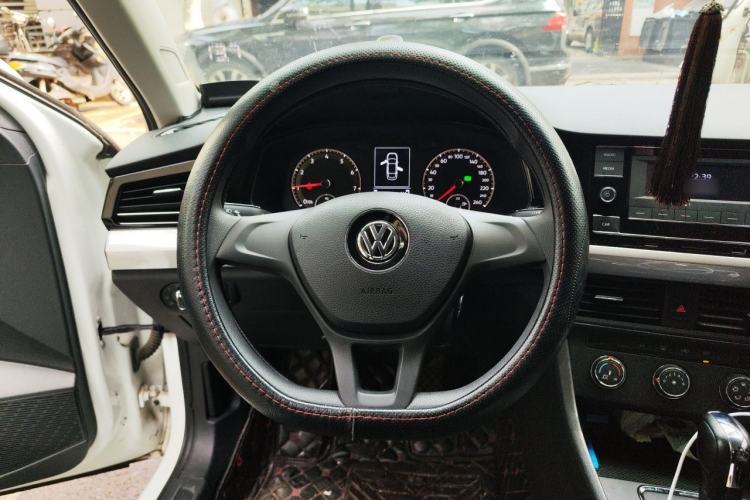 Used Volkswagen Bora 2019 Revised Version 1.5L Automatic Fashionable Style China VI Steering Wheel