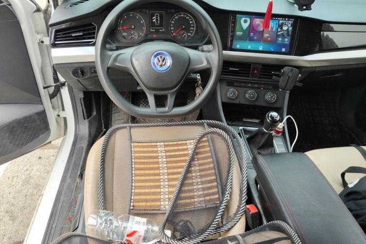 Used Volkswagen Bora 2019 1.5L Manual Fashion Edition Steering Wheel