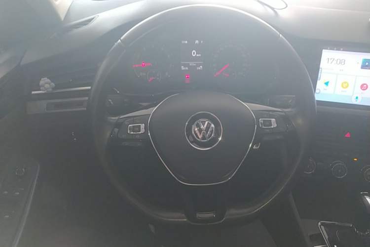 Used Volkswagen Bora 2019 1.5L Automatic Comfort Model Steering Wheel