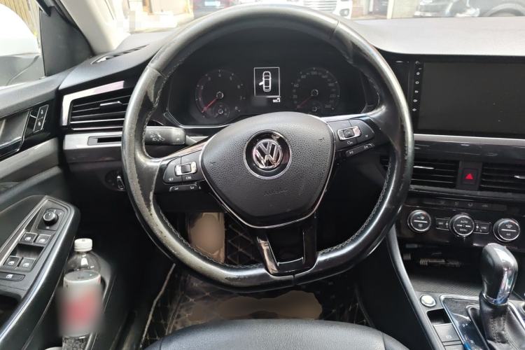 Used Volkswagen Bora 2019 1.5L Automatic Elite Version Steering Wheel