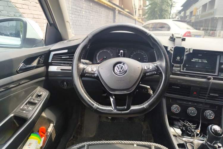 Used Volkswagen Bora 2019 1.5L Manual Comfort Version Steering Wheel