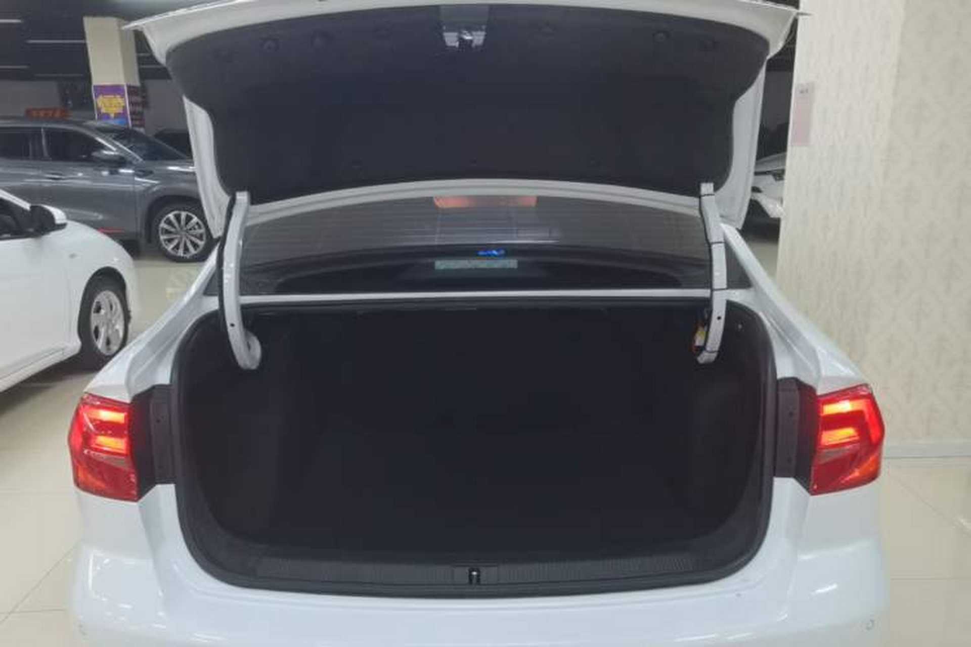 Used Volkswagen Bora 2019 Bora Legend 1.5L Automatic Leading Model China VI Standard Trunk