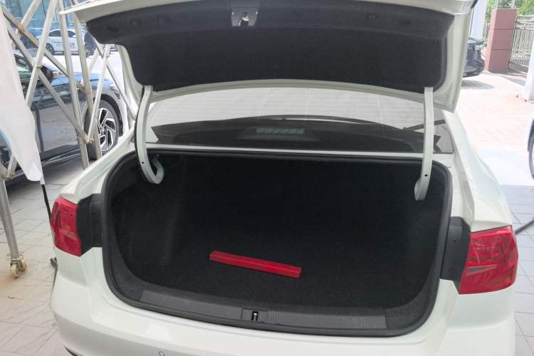 Used Volkswagen Bora 2019 Facelift Bora·Legend 1.5L Automatic Fashion Edition China VI Standard Trunk
