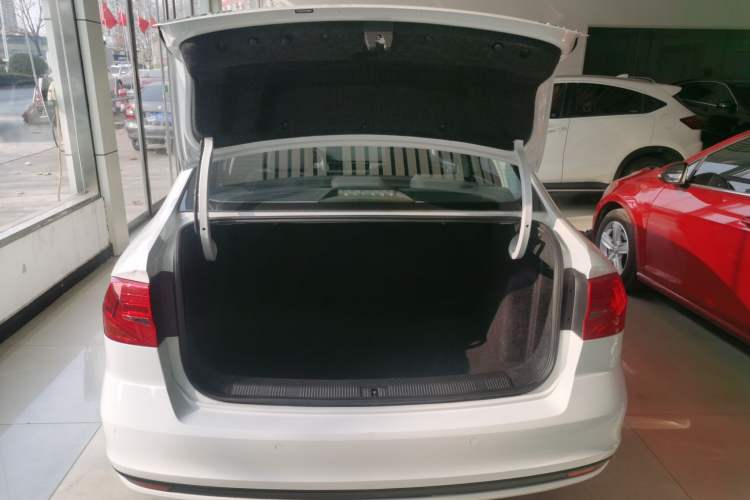 Used Volkswagen Bora 2019 Bora·Legend 1.5L Automatic Fashion Edition China VI Standard Trunk