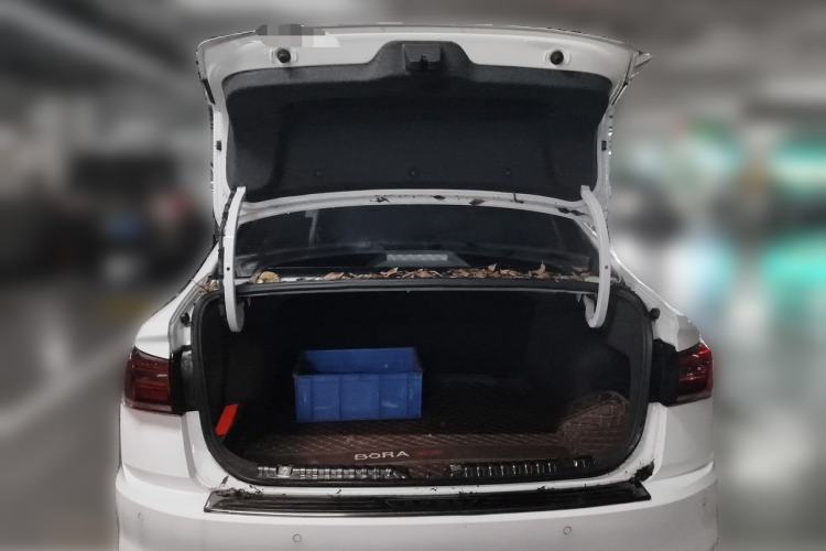 Used Volkswagen Bora 2019 1.5L Automatic Fashion Model Trunk