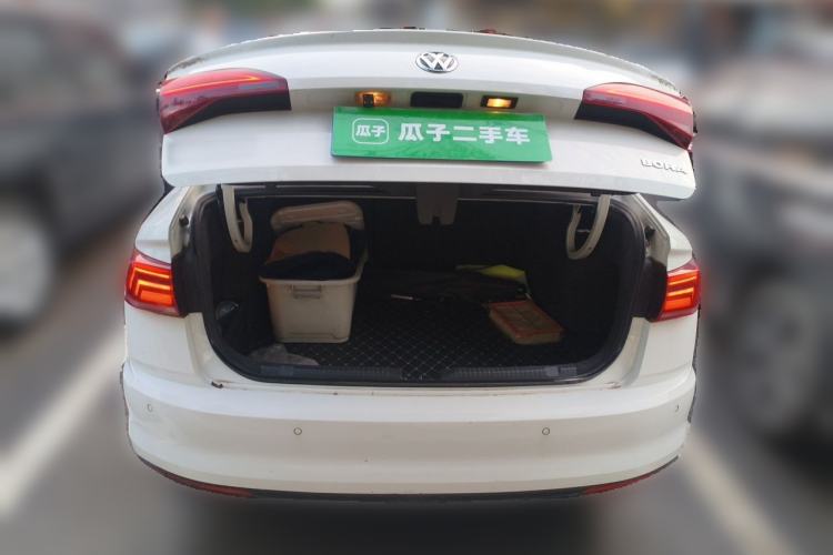 Used Volkswagen Bora 2019 1.5L Automatic Fashion Model Trunk