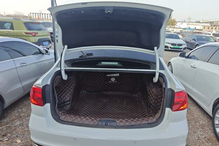 Used Volkswagen Bora 2019 Facelift Bora·Legend 1.5L Automatic Fashion Edition China VI Standard Trunk