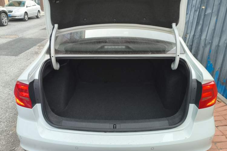 Used Volkswagen Bora 2019 Facelift Bora·Legend 1.5L Automatic Fashion Edition China VI Standard Trunk