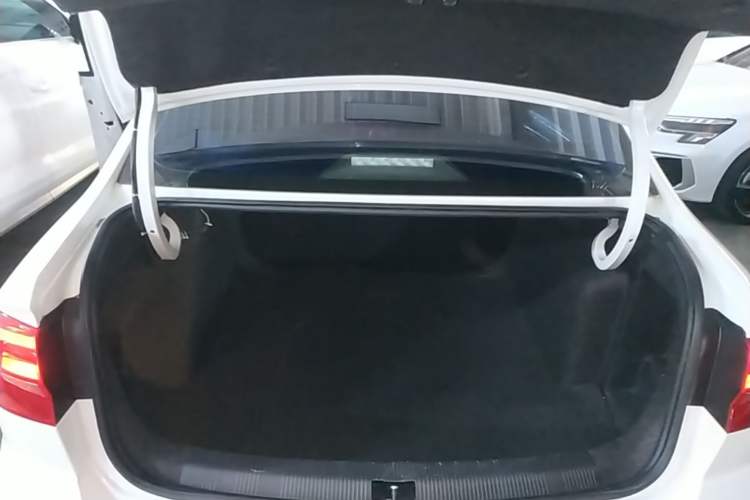 Used Volkswagen Bora 2019 Facelift Bora·Legend 1.5L Automatic Fashion Edition China VI Standard Trunk