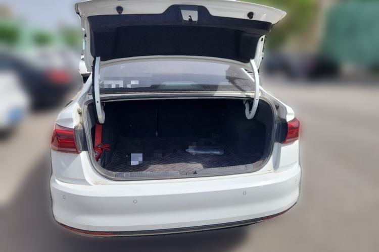 Used Volkswagen Bora 2019 1.5L Automatic Elite Version Trunk