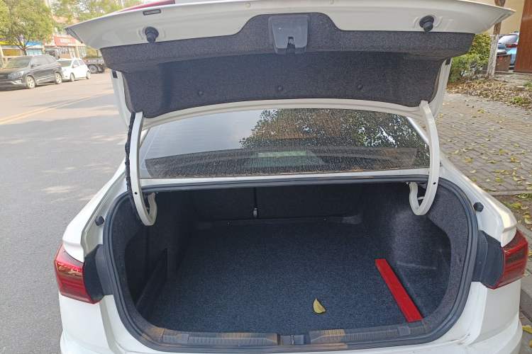 Used Volkswagen Bora 2019 1.5L Automatic Comfort Model Trunk