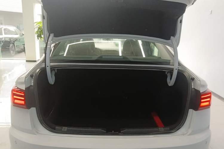 Used Volkswagen Bora 2019 Revised Version 1.5L Automatic Elite Edition China V Standard Trunk