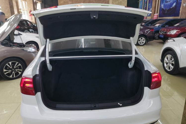 Used Volkswagen Bora 2019 Facelift Bora·Legend 1.5L Automatic Fashion Edition China VI Standard Trunk