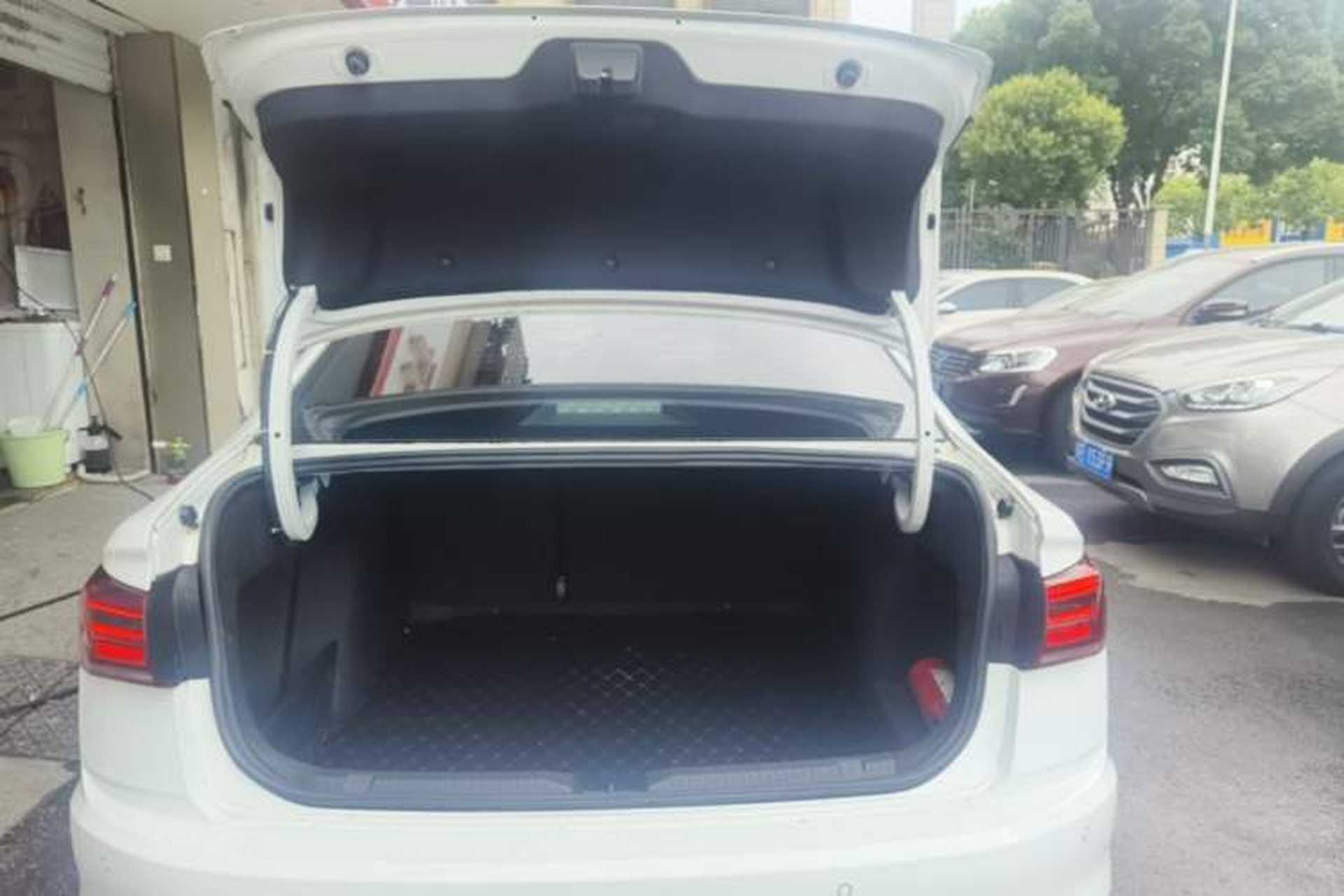 Used Volkswagen Bora 2019 Revised Version 1.5L Automatic Fashionable Style China VI Trunk