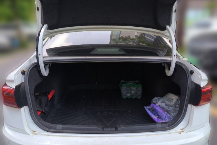 Used Volkswagen Bora 2019 1.5L Manual Fashion Edition Trunk