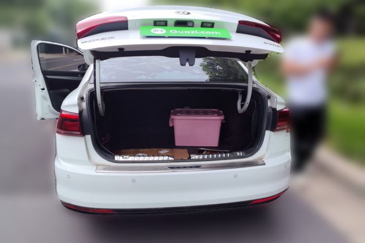 Used Volkswagen Bora 2019 Revised Version 1.5L Manual Fashion Edition China VI Standard Trunk