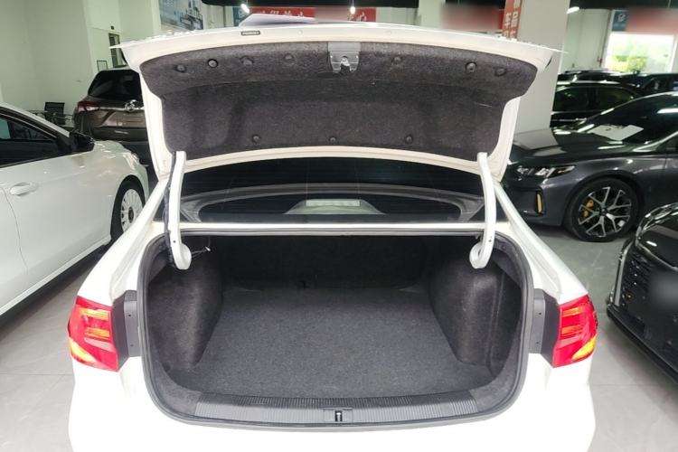 Used Volkswagen Bora 2019 Bora Legend 1.5L Automatic Leading Model China VI Standard Trunk