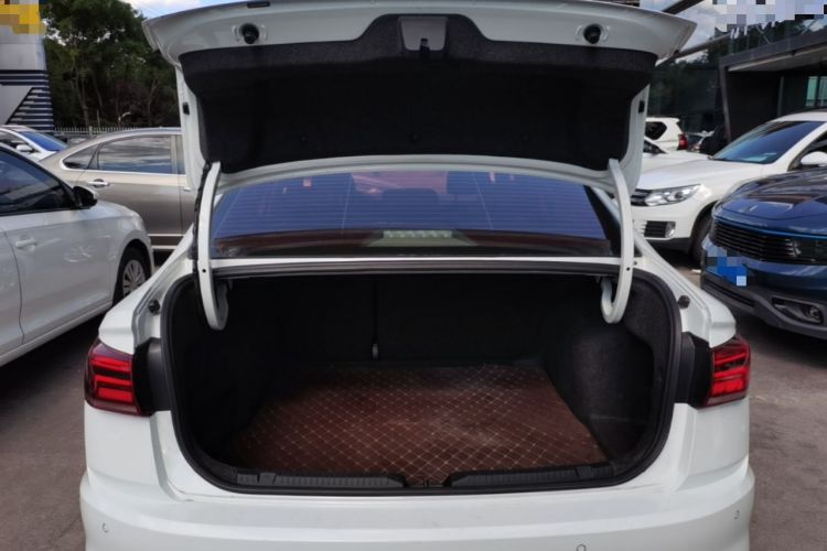 Used Volkswagen Bora 2019 1.5L Manual Fashion Edition Trunk