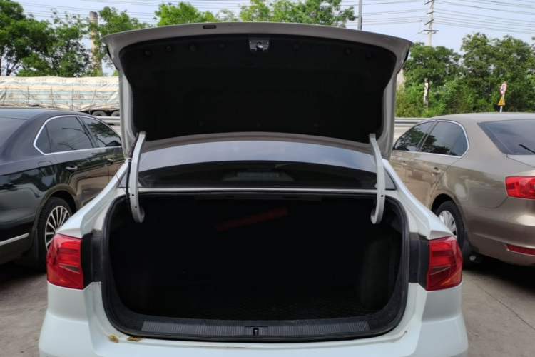 Used Volkswagen Bora 2019 Facelift Bora·Legend 1.5L Automatic Fashion Edition China VI Standard Trunk