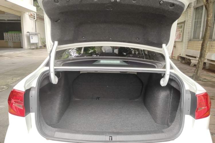Used Volkswagen Bora 2019 Facelift Bora·Legend 1.5L Automatic Fashion Edition China VI Standard Trunk
