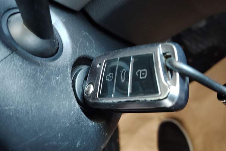 Used Volkswagen Bora 2019 Revised Version 1.5L Automatic Fashionable Style China VI Vehicle Key