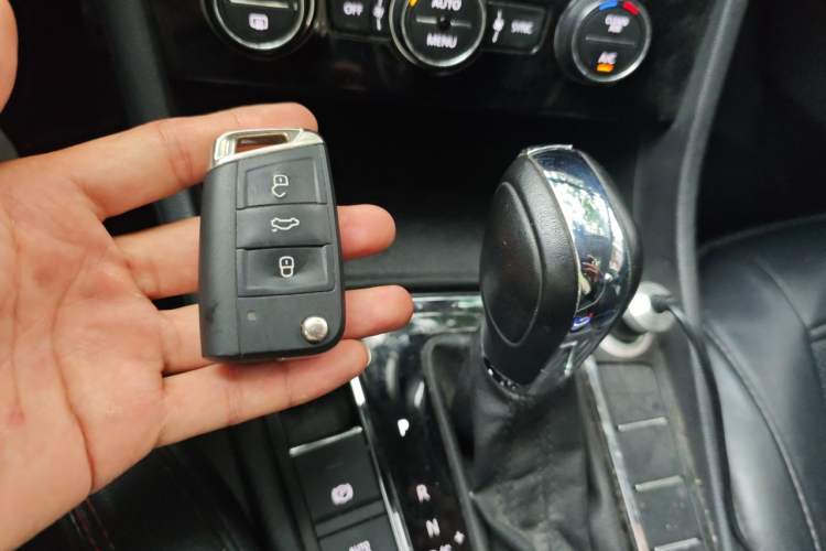 Used Volkswagen Bora 2019 1.5L Automatic Elite Version Vehicle Key