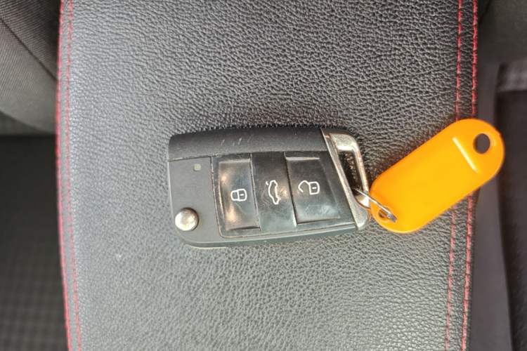 Used Volkswagen Bora 2019 Revised Version 1.5L Automatic Fashionable Style China VI Vehicle Key