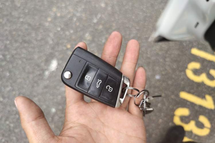 Used Volkswagen Bora 2019 1.5L Automatic Elite Version Vehicle Key