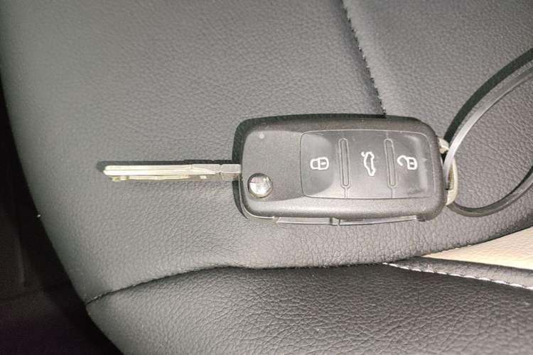 Used Volkswagen Bora 2019 Bora Legend 1.5L Automatic Leading Model China VI Standard Vehicle Key