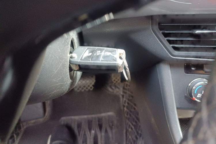 Used Volkswagen Bora 2019 1.5L Automatic Fashion Model Vehicle Key