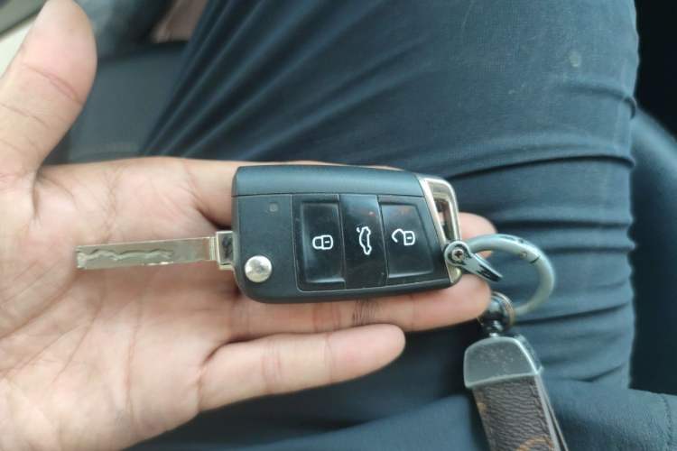 Used Volkswagen Bora 2019 1.5L Automatic Fashion Model Vehicle Key