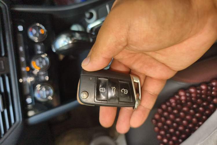 Used Volkswagen Bora 2019 1.5L Automatic Elite Version Vehicle Key