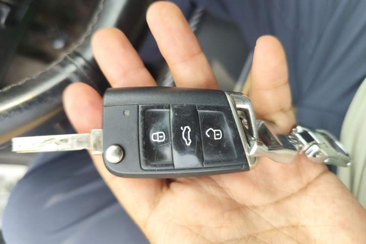 Used Volkswagen Bora 2019 1.5L Manual Comfort Version Vehicle Key