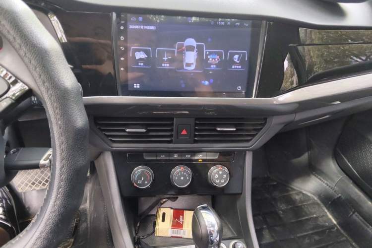 Used Volkswagen Bora 2019 1.5L Automatic Comfort Model Audio And AC Panel
