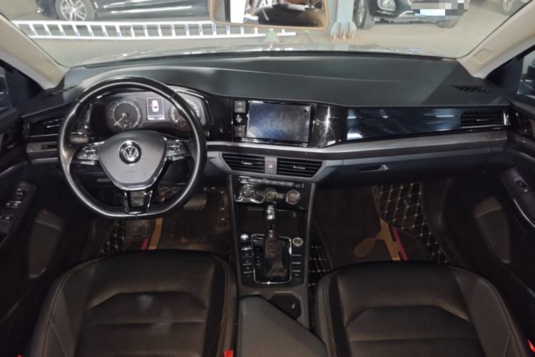 Used Volkswagen Bora 2019 280TSI DSG Luxury Model Center Console