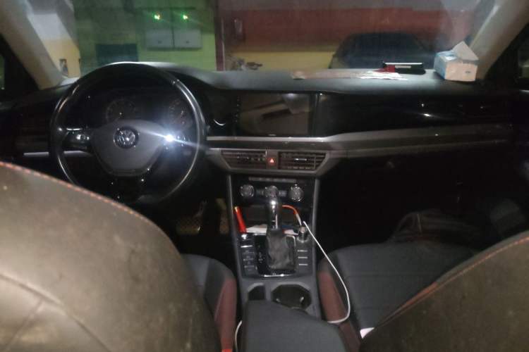 Used Volkswagen Bora 2019 280TSI DSG Elite Model Center Console