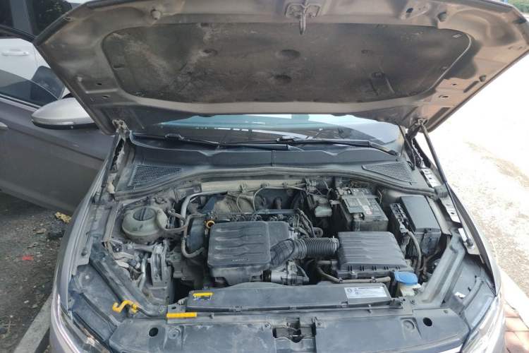 Used Volkswagen Bora 2019 1.5L Manual Comfort Version Engine Bay