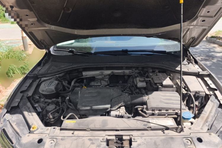 Used Volkswagen Bora 2019 Revised Version 1.5L Automatic Elite Edition China VI Standard Engine Bay