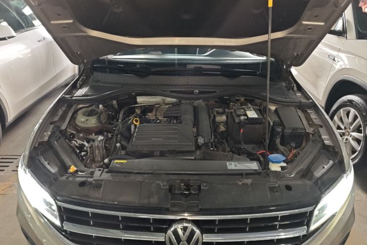 Used Volkswagen Bora 2019 280TSI DSG Luxury Model Engine Bay