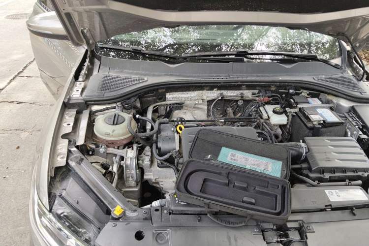 Used Volkswagen Bora 2019 1.5L Automatic Comfort Model Engine Bay Right