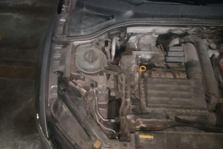 Used Volkswagen Bora 2019 280TSI DSG Elite Model Engine Bay Right