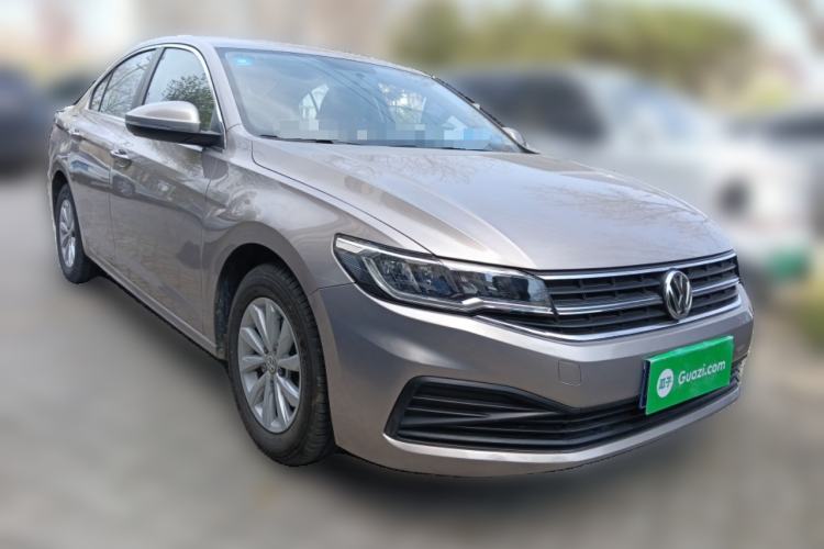 Used Volkswagen Bora 2019 1.5L Manual Fashion Edition Front Right 45 Deg