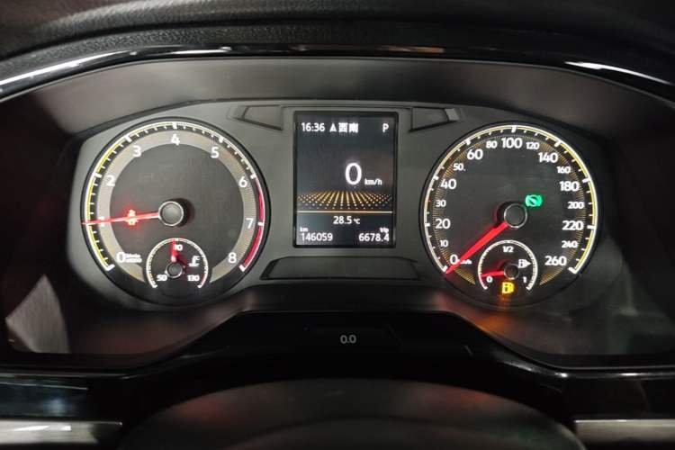 Used Volkswagen Bora 2019 280TSI DSG Luxury Model Instrument Cluster