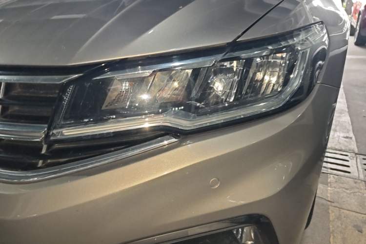 Used Volkswagen Bora 2019 280TSI DSG Luxury Model Left Front Headlight
