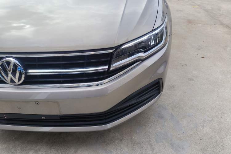 Used Volkswagen Bora 2019 Revised Version 1.5L Automatic Fashionable Style China VI Left Front Headlight