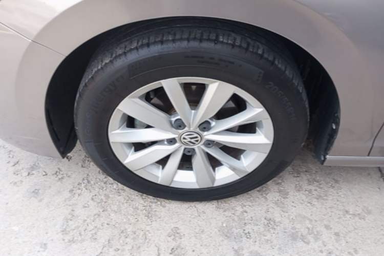 Used Volkswagen Bora 2019 Revised Version 1.5L Automatic Comfort Edition China VI Standard Left Front Wheel Hub