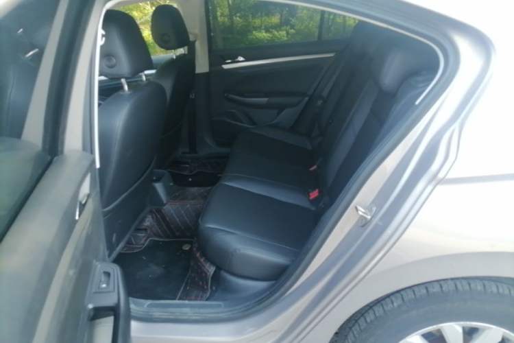 Used Volkswagen Bora 2019 1.5L Automatic Fashion Model Left Rear Seat