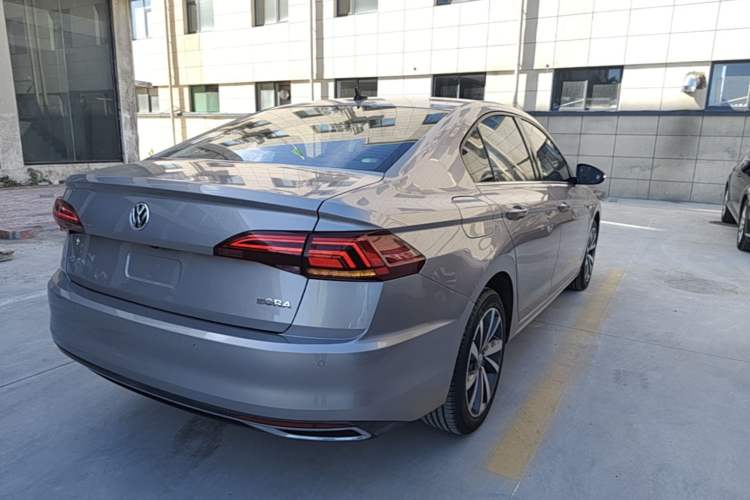 Used Volkswagen Bora 2019 Revised 1.5L Automatic Luxury Version China VI Standard Rear Right 45 Deg