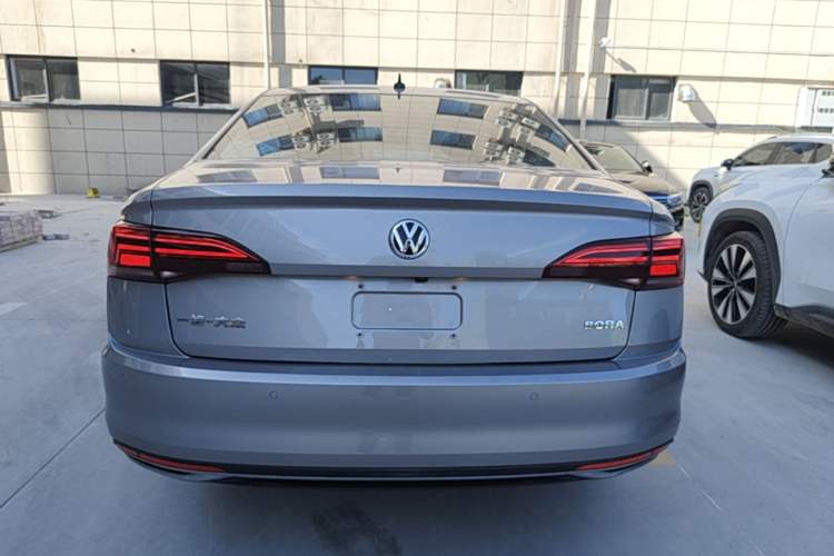 Used Volkswagen Bora 2019 Revised 1.5L Automatic Luxury Version China VI Standard Rear