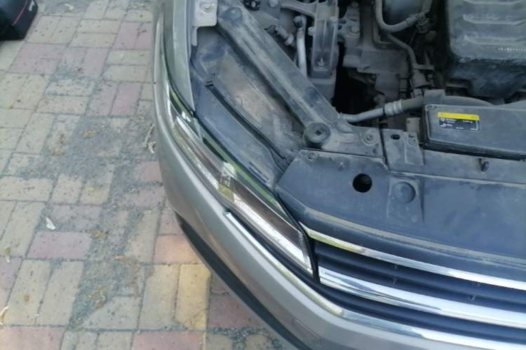 Used Volkswagen Bora 2019 1.5L Automatic Fashion Model Right Front Headlight